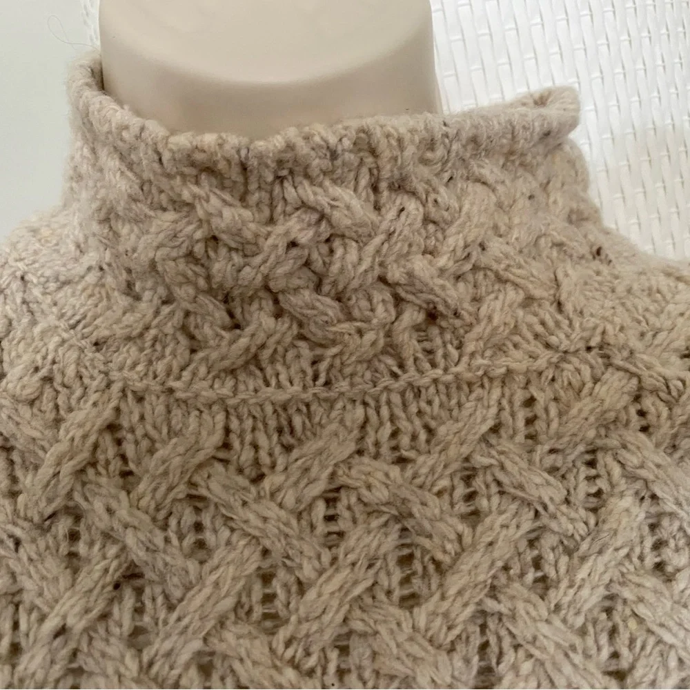 Cream Aran Trellis Pattern Wool and Cashmere Sweater - Picture 4 of 13